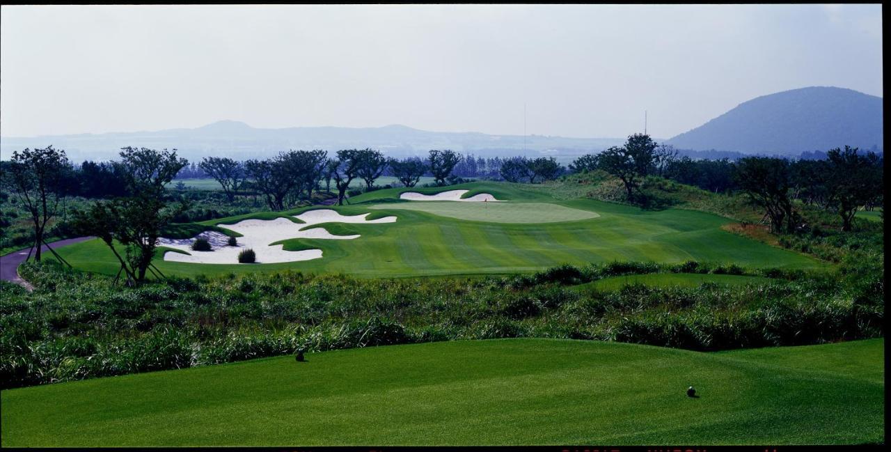 Ardenhill Resort & Golf เมืองเชจู ภายนอก รูปภาพ