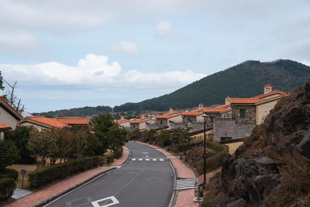 Ardenhill Resort & Golf เมืองเชจู ภายนอก รูปภาพ